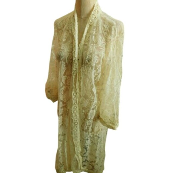 Fashion Express Size 1XL Ivory Semi Sheer Lace Jacket Style Top NWT - Picture 4 of 4